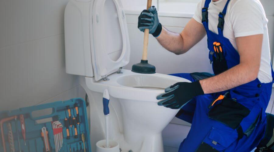 Local expert plumbing services in Mitchell, IN
